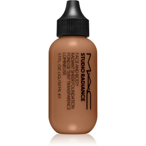 Studio Radiance Face and Body Radiant Sheer Foundation Leichtes Make-up für Gesicht und Körper Farbton C6 50 ml - MAC Cosmetics - Modalova