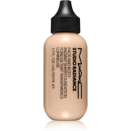 Studio Radiance Face and Body Radiant Sheer Foundation Leichtes Make-up für Gesicht und Körper Farbton W0 50 ml - MAC Cosmetics - Modalova