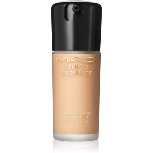 Studio Radiance Serum-Powered Foundation Hydratisierendes Make Up Farbton NW20 30 ml - MAC Cosmetics - Modalova