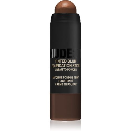 Tinted Blur Foundation Stick Concealer für ein natürliches Aussehen Farbton Deep 10 6 g - Nudestix - Modalova