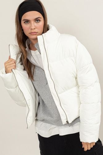 HYFVE Quilted Back Drawstring Puffer Jacket - Trendsi - Modalova