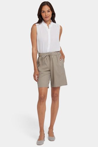 Leichte Bermuda-Shorts aus Stretch-Leinen | - Nydj - Modalova