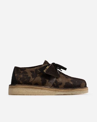 Desert Trek 36 - Blk/Khaki Floral - CLARKS ORIGINALS - Modalova