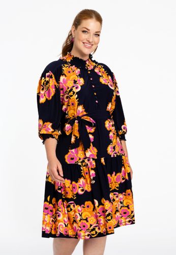 Kleid mit gesmokten Details GARLAND - Yoek - Modalova