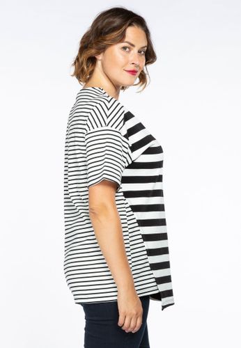 Asymmetrisches Shirt STRIPE MIX - Yoek - Modalova