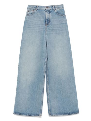 Hoch taillierte, weit geschnittene Jeans in heller Waschung - Chloè - Modalova