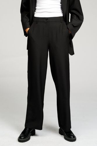 Klassische Anzughose - schwarz - TeeShoppen - Modalova