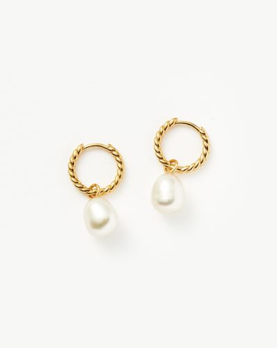 Pearl Twisted Small Drop Hoop Earrings | Gold Plated Vermeil/Pearl - Missoma - Modalova