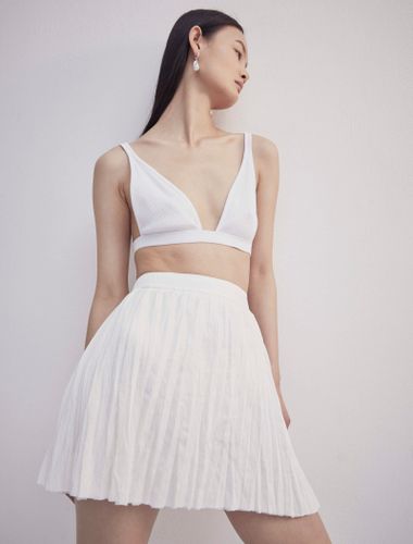 Tera Skirt in White - NinetyPercent - Modalova