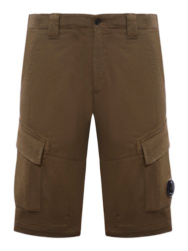 SATEEN STRETCH CARGO SHORTS - Man - Cp Company - Modalova