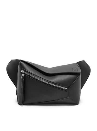 Small Puzzle belt bag in classic calfskin - Woman - Loewe - Modalova