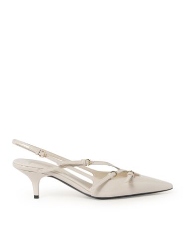 PATENT LEATHER SLINGBACK WITH BUCKLES - Woman - Miu Miu - Modalova