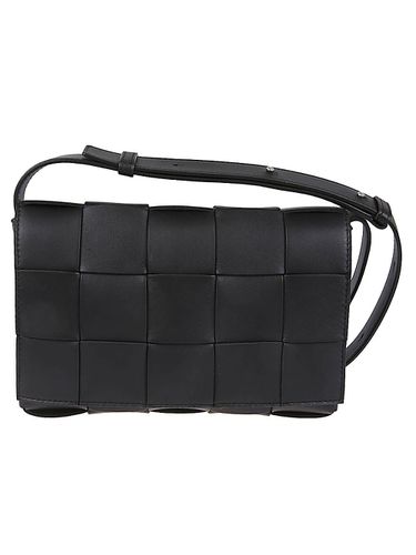 Cassette Leather Crossbody Bag - Bottega Veneta - Modalova