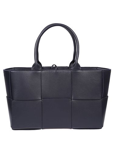 Arco Tote Small Leather Tote Bag - Bottega Veneta - Modalova