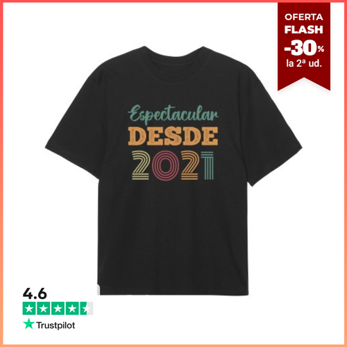 Camiseta Oversize ESPECTACULAR DESDE 2021 laTostadora - latostadora.com - Modalova