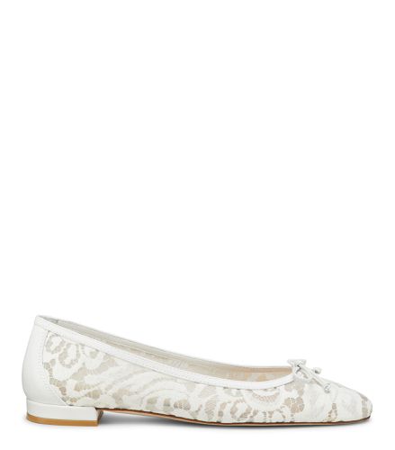 ARABELLA BALLET FLAT, FLATS AND LOAFERS, , GARDEN LACE/LACQUERED NAPPA - Stuart Weitzman - Modalova