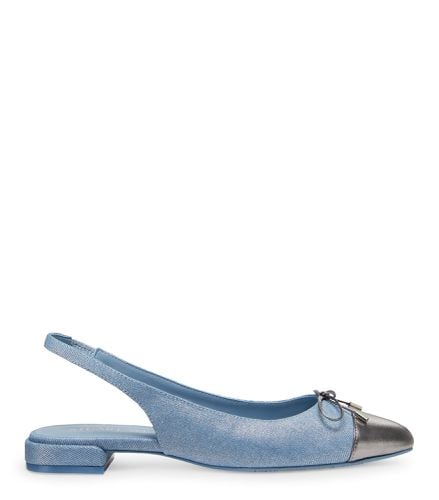 SLEEK BOW SLINGBACK FLAT, Last chance, /, METALLICDENIM/LIQUIDMETALLIC - Stuart Weitzman - Modalova