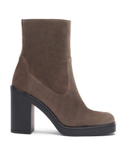 BETHENNY 80 ZIP BOOTIE, BOOTS AND BOOTIES, , SPORT SUEDE - Stuart Weitzman - Modalova