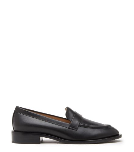 PALMER SLEEK LOAFER, FLATS AND LOAFERS, , SMOOTHCALF - Stuart Weitzman - Modalova