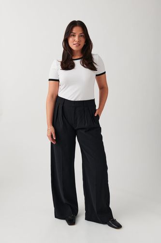 Wide tailored trousers - Gina Tricot - Modalova
