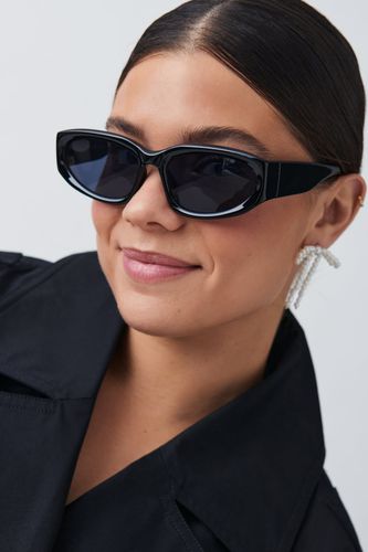 Sporty cateye sunglasses - Gina Tricot - Modalova