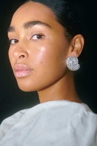 Crinkled silver spiral earrings - Gina Tricot - Modalova