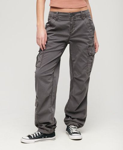 Ladies Loose Fit Low Rise Straight Cargo Pants, Grey, Size: 26 - Superdry - Modalova