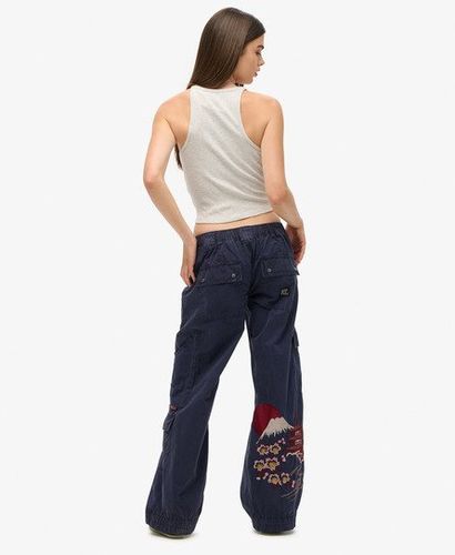 Women's Low Rise Embroidered Cargo Pants Navy / Lauren Navy - Size: 30 - Superdry - Modalova