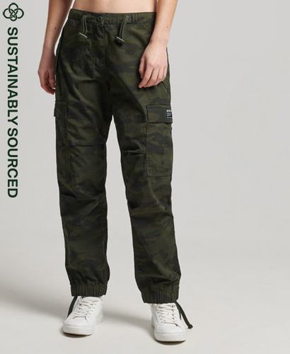 Women's Organic Cotton Parachute Grip Pants Green / Overdyed Camo - Size: 26/30 - Superdry - Modalova