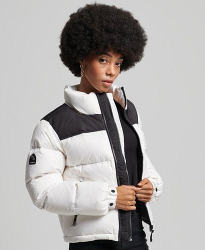 Women's Sportstyle Code Puffer Jacket White / Optic - Size: 12 - Superdry - Modalova