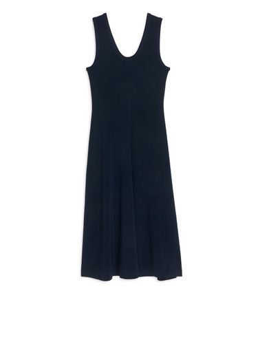 Geripptes Jerseykleid Dunkelblau, Alltagskleider in Größe L. Farbe: - Arket - Modalova