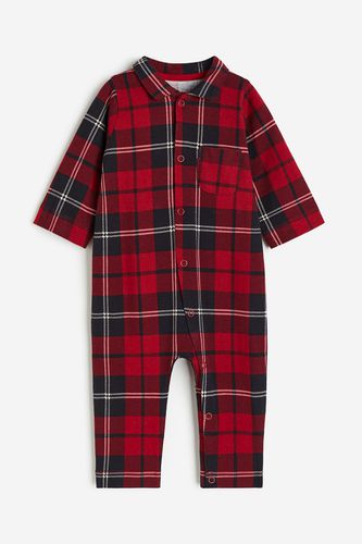 Schlafanzug mit Kragen Rot/Kariert, Pyjamas in Größe 50. Farbe: - H&M - Modalova