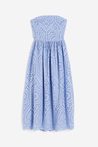 Bandeau-Kleid mit Broderie Anglaise Hellblau, Alltagskleider in Größe L. Farbe: - H&M - Modalova