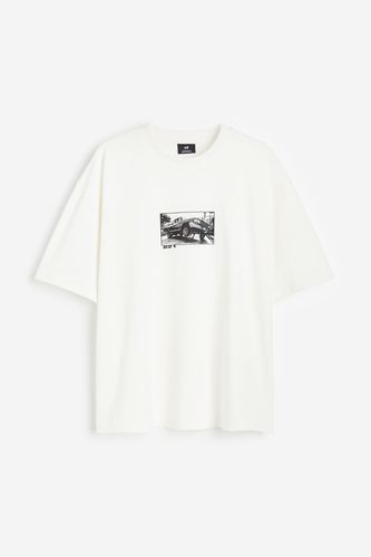 Bedrucktes T-Shirt in Oversized Fit Weiß/Auto Größe L. Farbe: - H&M - Modalova