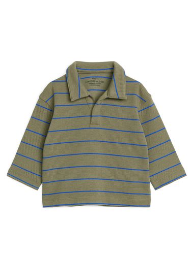 Poloshirt mit Waffelmuster Khakigrün/Blau, Pullover in Größe 62/68. Farbe: - Arket - Modalova