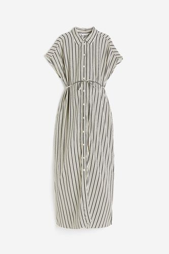 MAMA Blusenkleid mit Bindegürtel Cremefarben/Gestreift, Kleider in Größe XL. Farbe: - H&M - Modalova