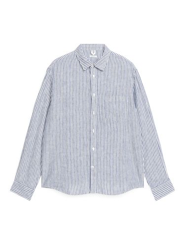 Leinenhemd mit normaler Passform Blau/Weiß, Freizeithemden in Größe 54. Farbe: - Arket - Modalova
