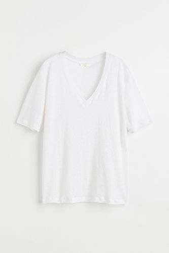 T-Shirt mit V-Neck aus Leinenjersey Weiß in Größe S. Farbe: - H&M - Modalova