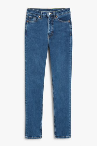 Hohe blaue Jeans Jin, flexible Passform Blau, Skinny in Größe XL. Farbe: - Monki - Modalova