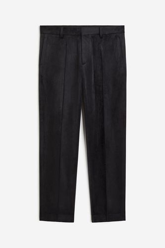 Anzughose aus Samt Regular Fit Schwarz, Anzughosen in Größe 44. Farbe: - H&M - Modalova