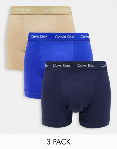 Confezione da 3 paia di boxer aderenti blu navy, blu e beige - Calvin Klein - Modalova