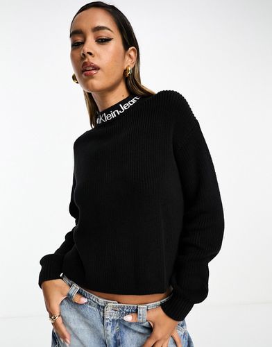Maglione ampio con logo a intarsio - Calvin Klein Jeans - Modalova