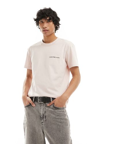 Institutional - T-shirt seppia con logo - Calvin Klein Jeans - Modalova