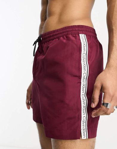 Pantaloncini da bagno vino con coulisse e nastro con logo - Calvin Klein - Modalova