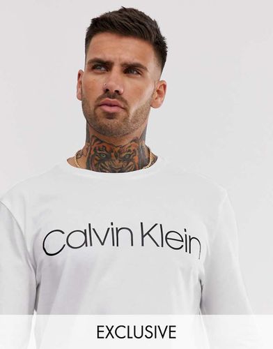 Top a maniche lunghe con logo grande - Calvin Klein - Modalova