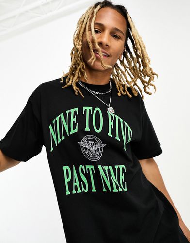 T-shirt nera con scritta "nine to five past nine" - Carhartt WIP - Modalova
