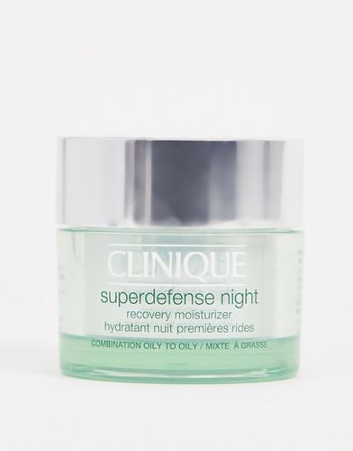 Superdefense Night Recovery - Crema idratante per pelli da miste a grasse da 50ml - Clinique - Modalova