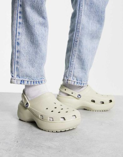 Zoccoli con plateau classici bianco osso - Crocs - Modalova