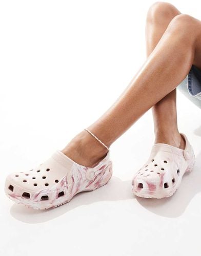 Zoccoli classici con stampa effetto quarzo - Crocs - Modalova