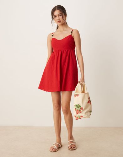 Robe babydoll courte à fines bretelles et décolleté en caur - Abercrombie & Fitch - Modalova